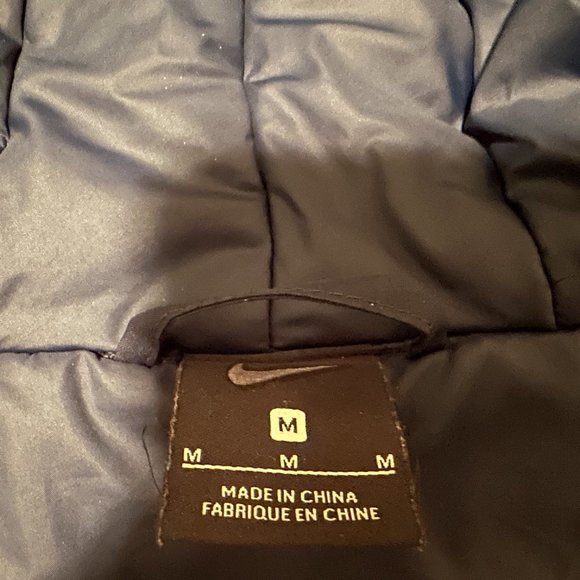 Nike Brighton & Hove Albion F.C. Winter Parka Bench Jacket Coat Medium - Picture 6 of 8
